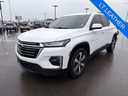 Used 2022 Chevrolet Traverse LT w/ LT Premium Package