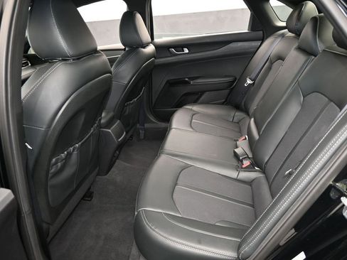 Used 2023 Kia K5 GT-Line image 33