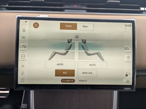 New 2026 Land Rover Range Rover Long Wheelbase SE image 14