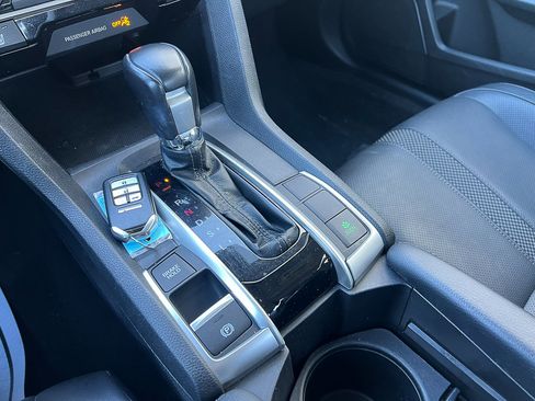 Used 2021 Honda Civic EX-L image 19