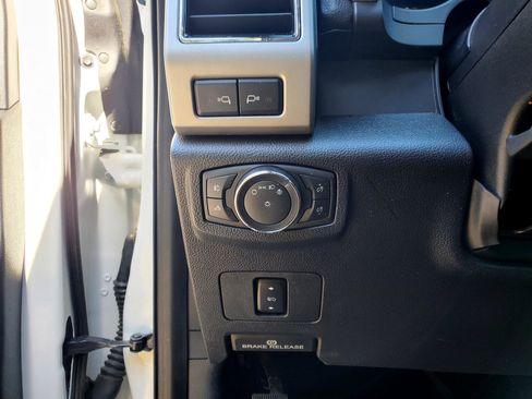 Used 2021 Ford F250 Lariat w/ Lariat Value Package image 25