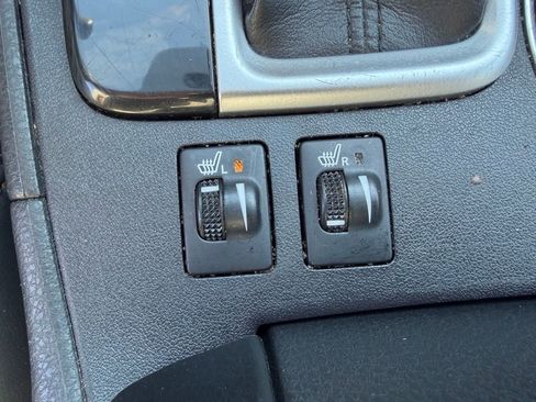 Used 2016 Toyota Highlander XLE image 31