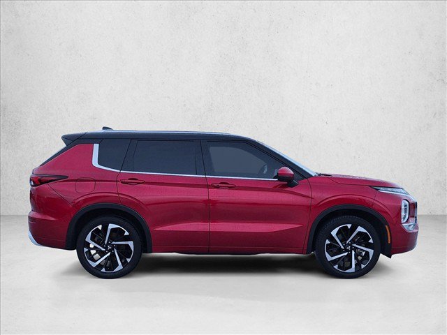 Used 2024 Mitsubishi Outlander SEL Black Edition FWD image 4