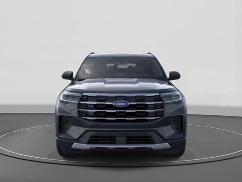 New 2026 Ford Explorer Active RWD image 6