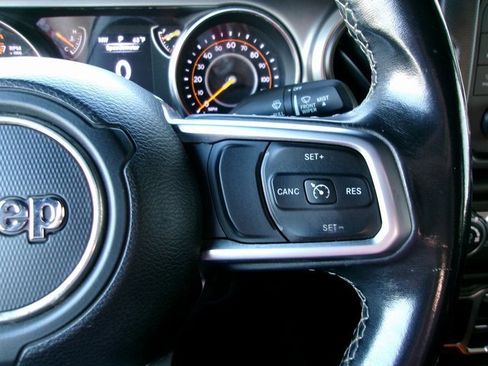 Used 2020 Jeep Gladiator Sport w/ Quick Order Package 24S image 11