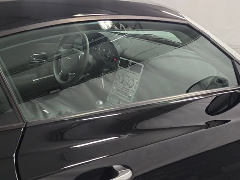 Used 2006 Chrysler Crossfire Limited RWD image 32