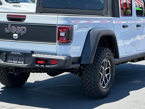 New 2026 Jeep Gladiator Mojave AWD/4WD image 8