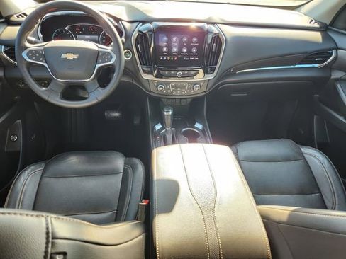 Used 2020 Chevrolet Traverse Premier image 13