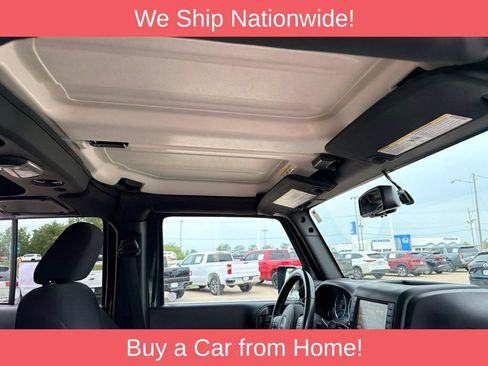 Used 2017 Jeep Wrangler Unlimited Sport w/ Quick Order Package 24S AWD/4WD image 22
