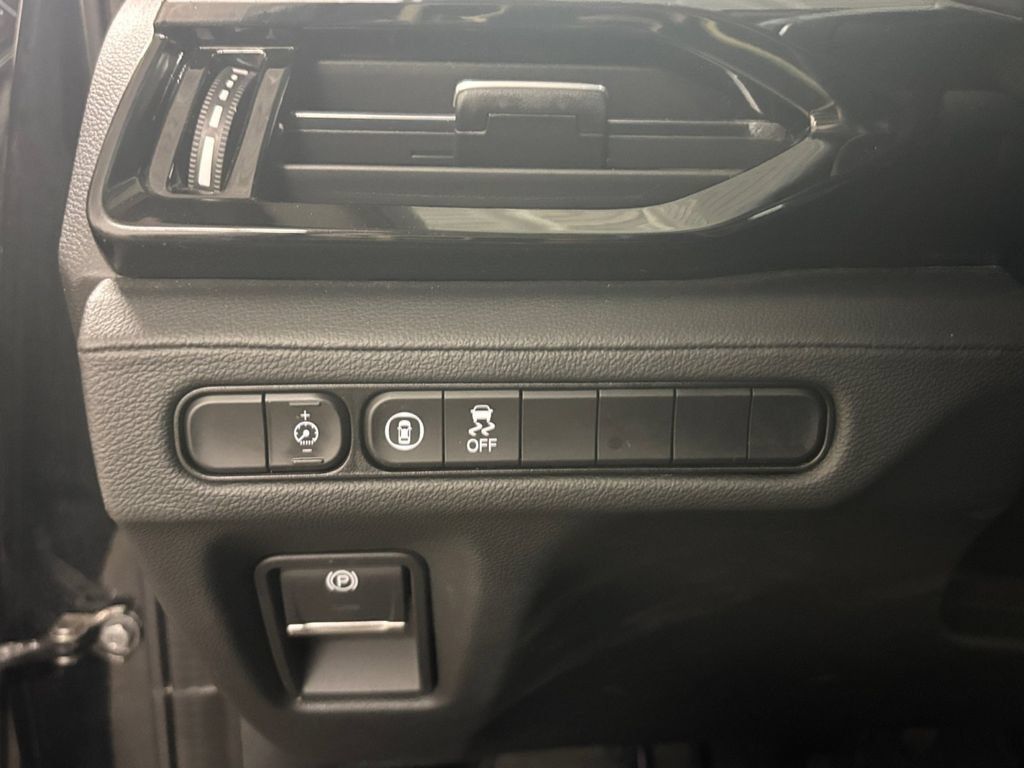 Certified 2024 Acura MDX SH-AWD image 31