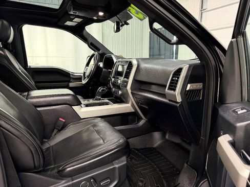 Used 2017 Ford F150 Lariat w/ Equipment Group 501A Mid AWD/4WD image 12