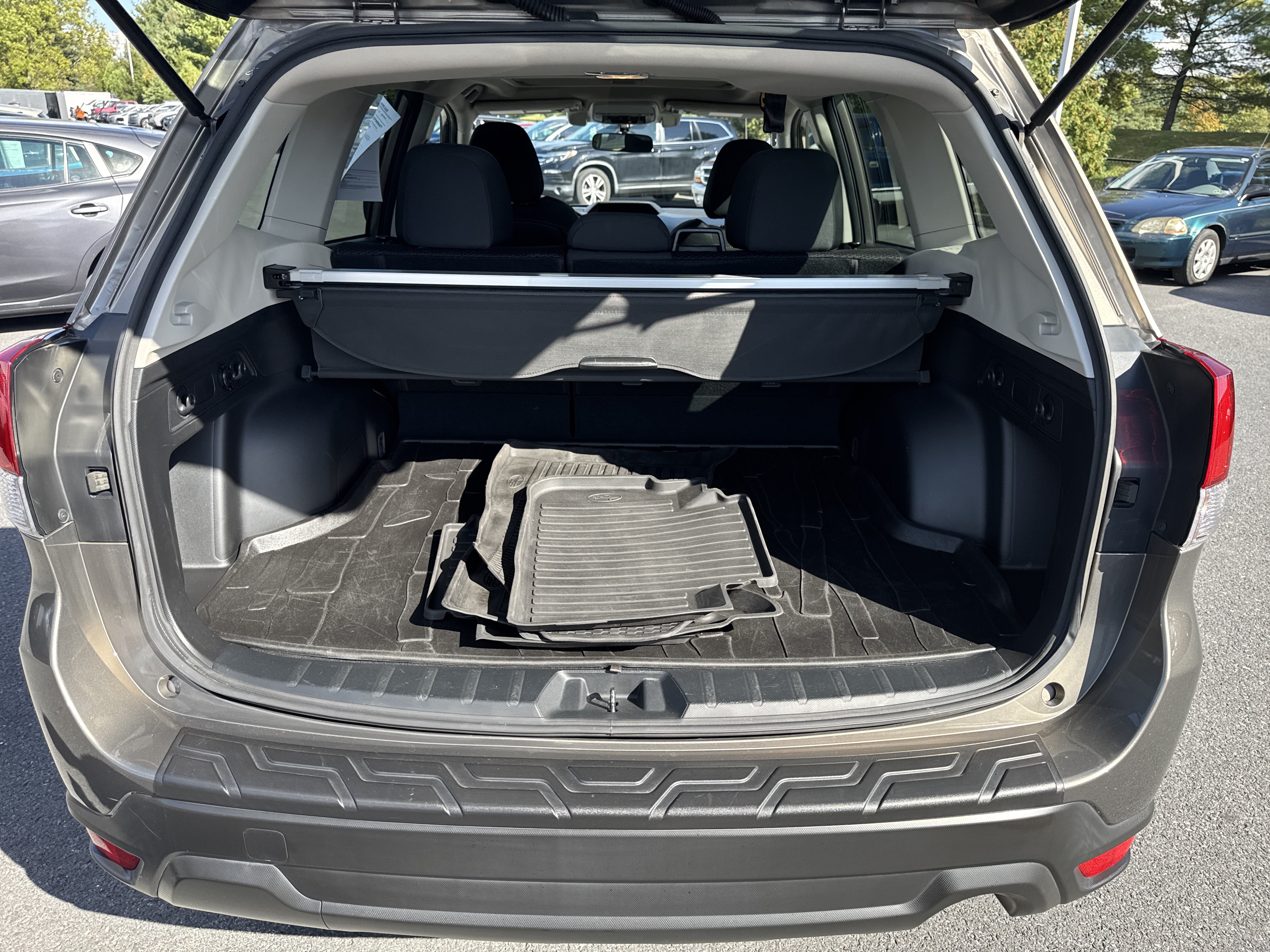Used 2021 Subaru Forester Premium AWD/4WD image 27