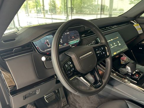 New 2026 Land Rover Range Rover Sport Dynamic SE AWD/4WD image 4