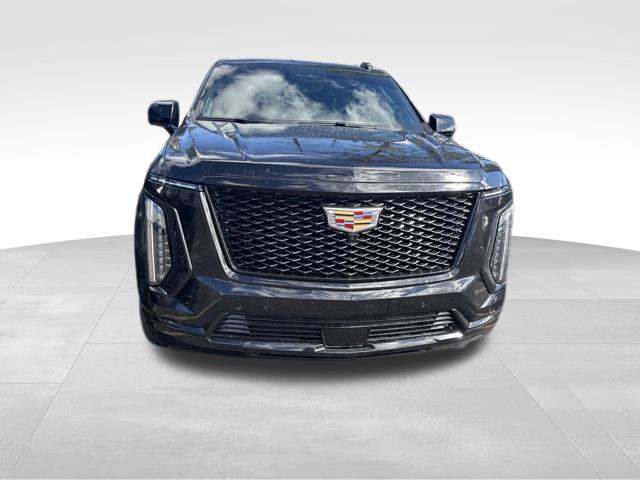 Used 2025 Cadillac Escalade ESV Sport Platinum AWD/4WD image 5