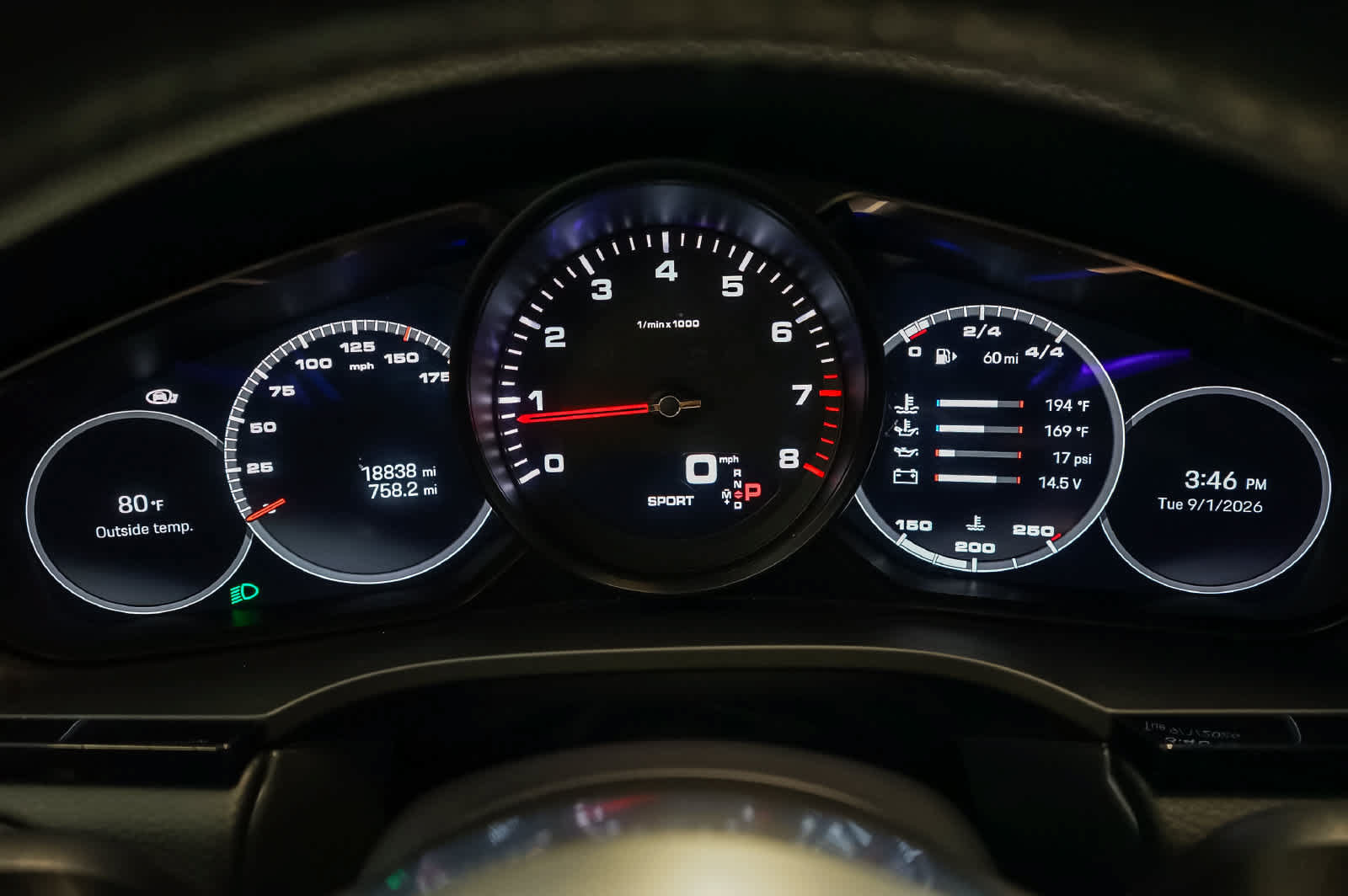 Certified 2023 Porsche Cayenne AWD/4WD image 28