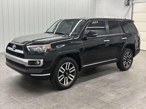 Used 2016 Toyota 4Runner Limited AWD/4WD image 5