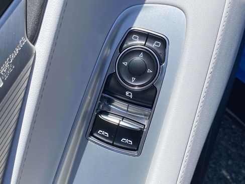 Used 2021 Chevrolet Corvette Stingray Preferred Cpe w/ Engine Appearance Package RWD image 13