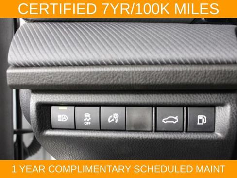 Used 2025 Toyota Camry SE FWD image 19
