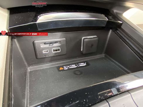 Used 2023 Buick Envision Avenir image 22