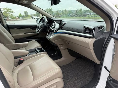 Used 2023 Honda Odyssey Touring image 29