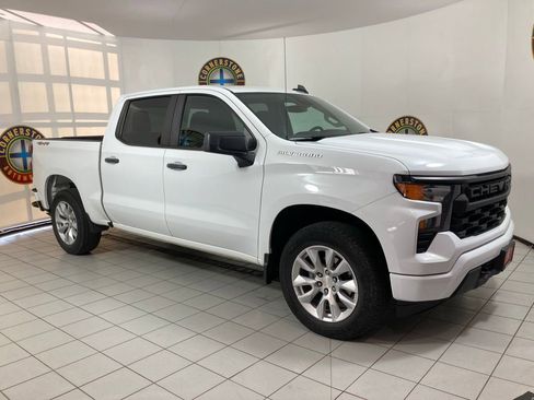 Used 2022 Chevrolet Silverado 1500 Custom image 17