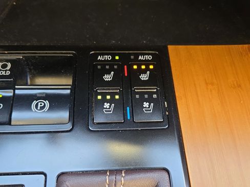 Used 2016 Lexus RX 350 FWD w/ Premium Package image 23