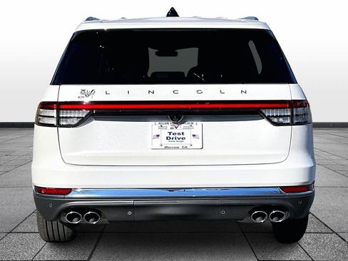 New 2026 Lincoln Aviator Reserve image 4