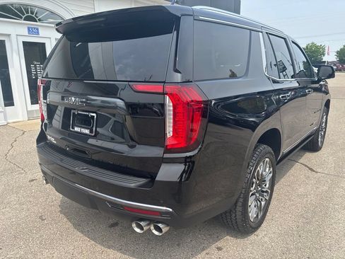 Used 2023 GMC Yukon Denali Ultimate AWD/4WD image 5