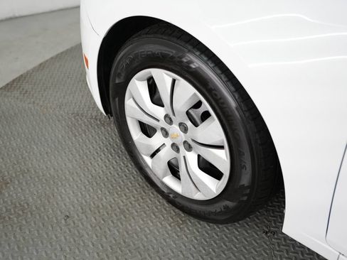 Used 2012 Chevrolet Cruze LS w/ Connectivity Package FWD image 43