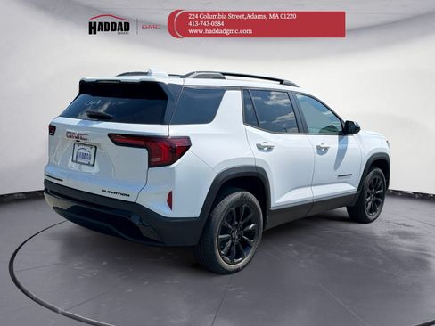 New 2027 GMC Terrain Elevation w/ Elevation Premium Package AWD/4WD image 3