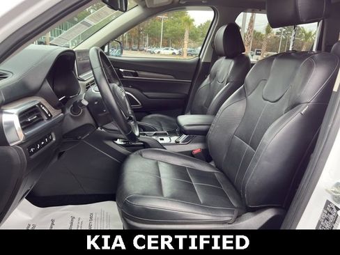 Certified 2022 Kia Telluride EX w/ EX Premium Package image 23