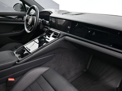 Certified 2026 Porsche Panamera 4 AWD/4WD image 13