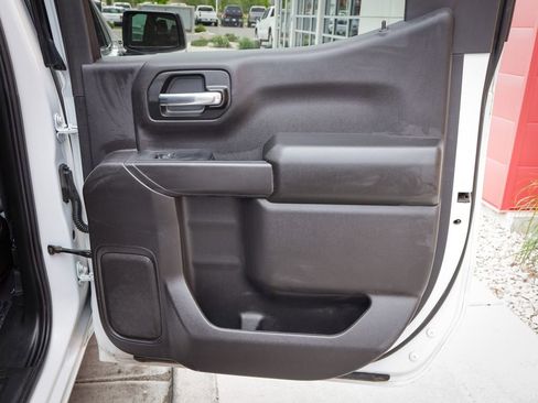 Used 2024 Chevrolet Silverado 1500 Custom Trail Boss AWD/4WD image 29