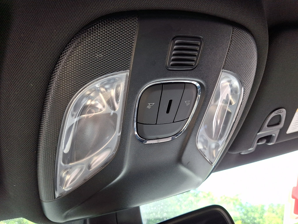 Used 2024 Jeep Compass Limited AWD/4WD image 30