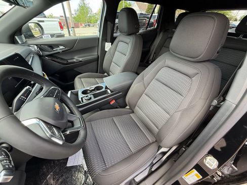 New 2026 Chevrolet Equinox LT FWD image 16