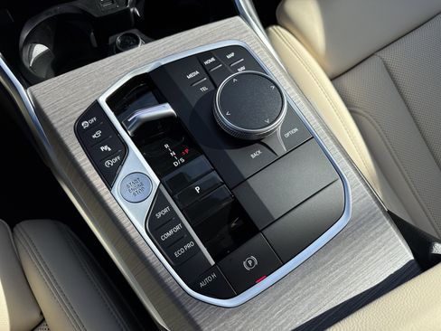 New 2026 BMW 330i Sedan w/ Premium Package image 15