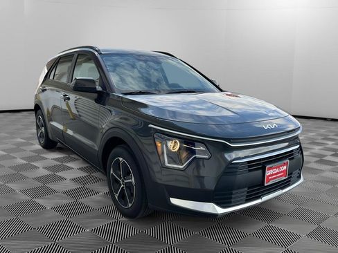 New 2026 Kia Niro LX FWD image 3