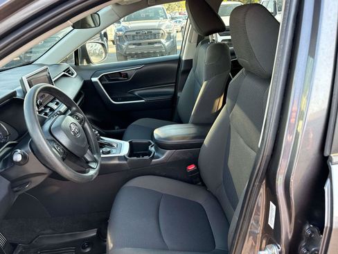 Used 2024 Toyota RAV4 LE AWD/4WD image 11