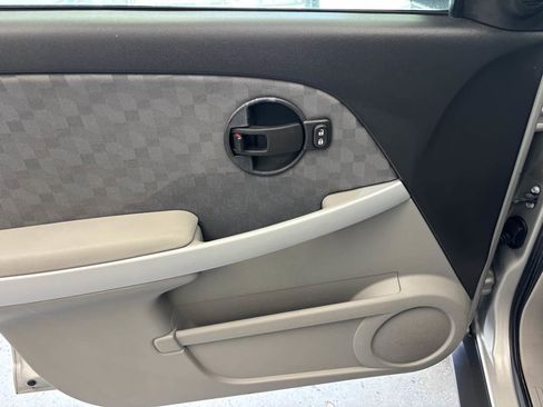 Used 2007 Chevrolet Equinox LS image 18