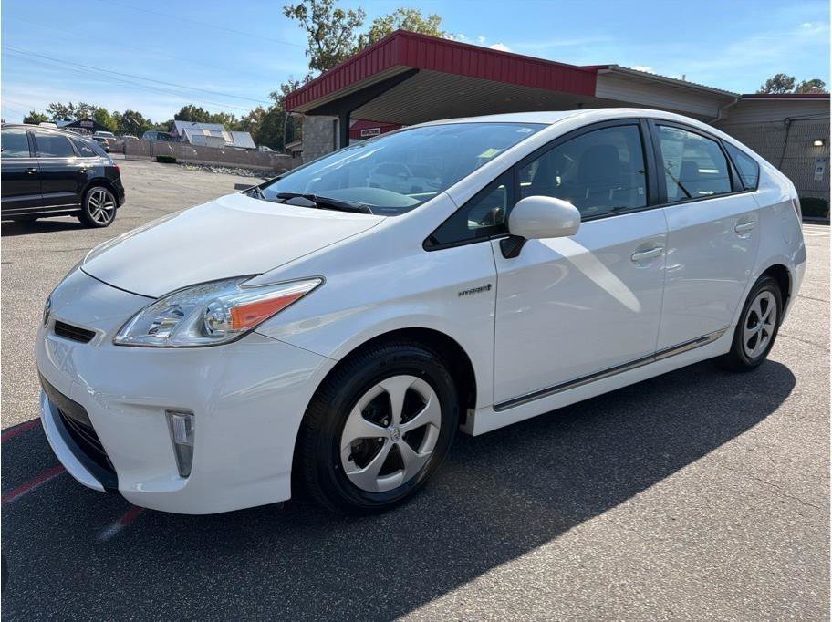 Used 2014 Toyota Prius Four FWD image 3