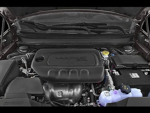 Used 2023 Jeep Cherokee Altitude Lux image 29