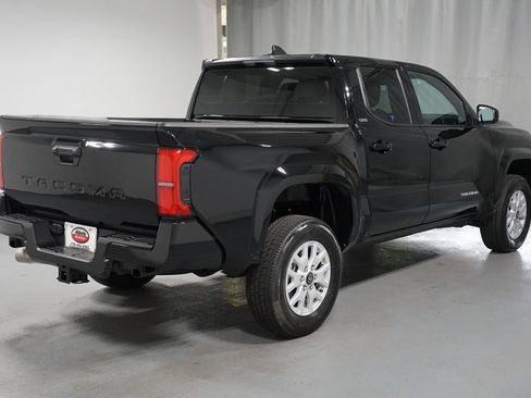 Certified 2025 Toyota Tacoma SR5 RWD image 8