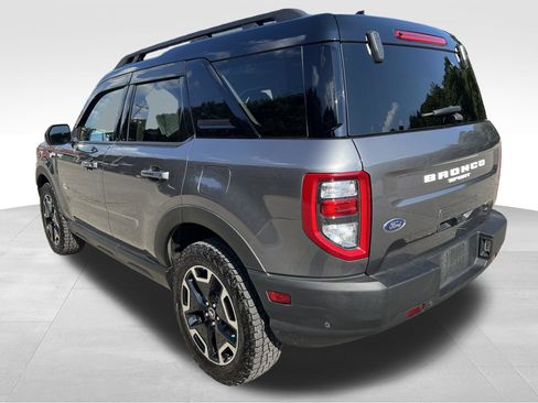 Used 2022 Ford Bronco Sport Outer Banks w/ Tech Package AWD/4WD image 9