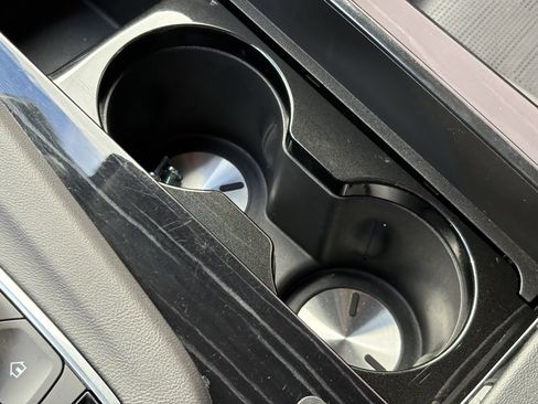 Used 2024 Cadillac Escalade Sport image 31