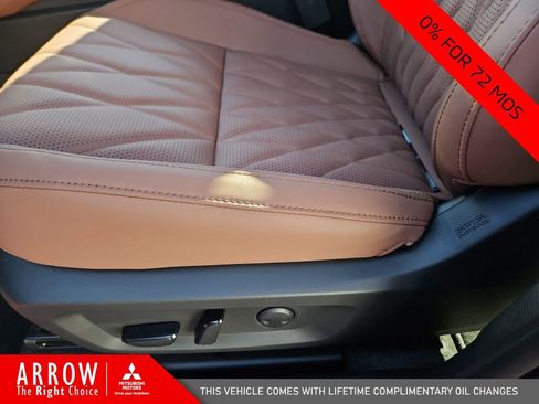 New 2026 Mitsubishi Outlander SEL image 23