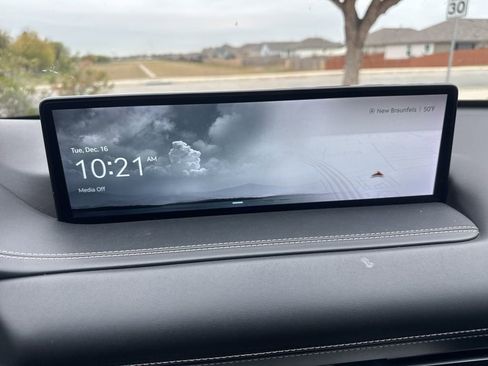 Used 2022 Genesis GV80 2.5T image 18