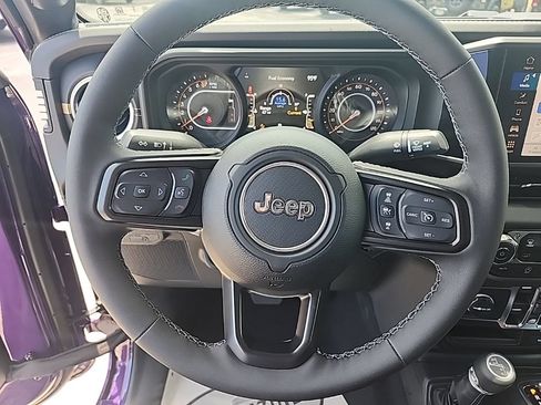New 2026 Jeep Gladiator Overland AWD/4WD image 10
