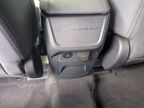 New 2026 Ford Explorer Active RWD image 23