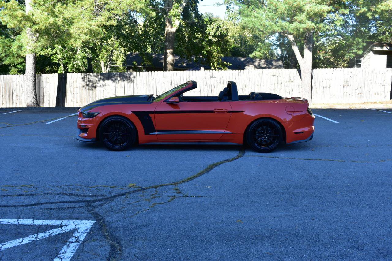 Used 2015 Ford Mustang GT Premium w/ Equipment Group 401A RWD image 4