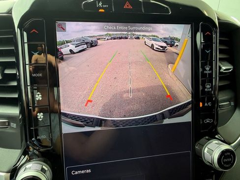 New 2026 RAM 1500 Big Horn AWD/4WD image 13